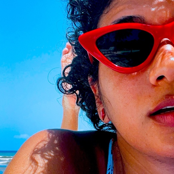 Meet your Posher, Luisa - Picture 1 of 1